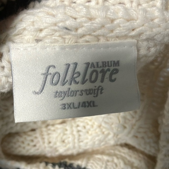 Taylor Swift Folklore Cable Knit Merch Star Cardigan - Picture 2 of 5